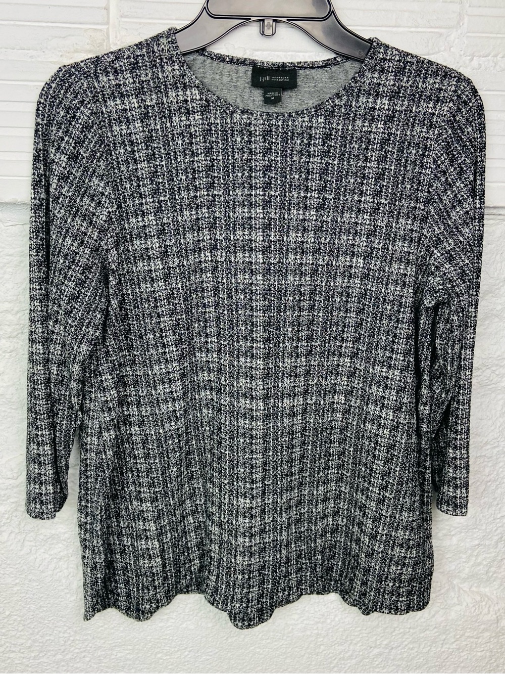 J. Jill Black & White Textured Long-Sleeve Knit shirt size medium